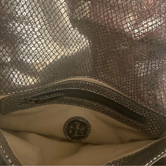 Like New TORY BURCH Crome/Silver Metallic Gunmetal Chain Linked Crossbody/Clutch - Picture 11 of 14